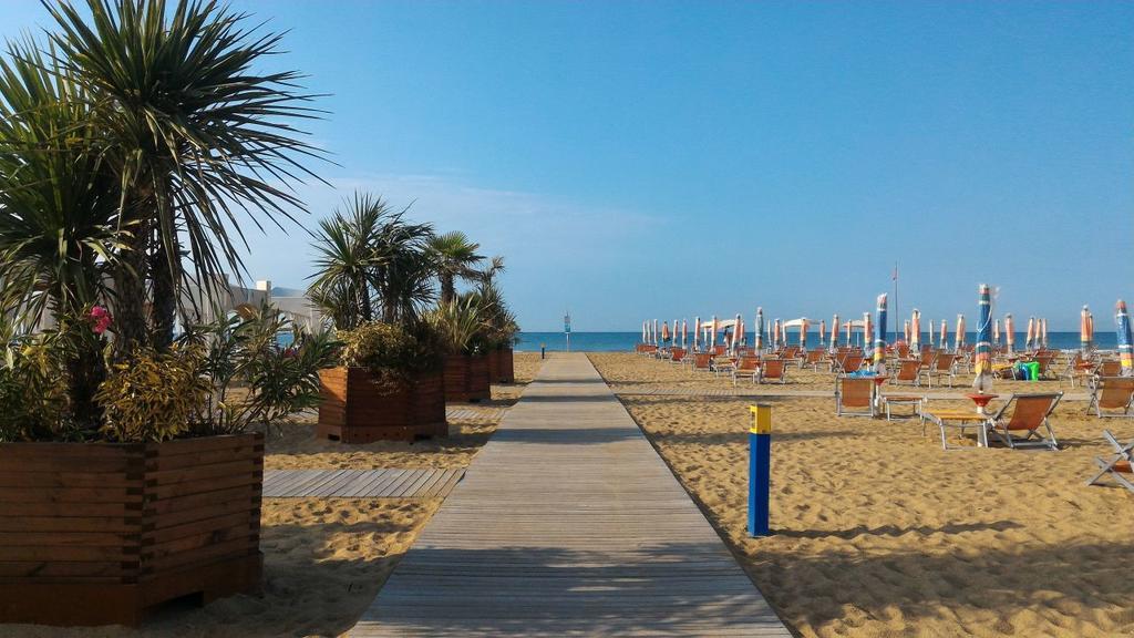 Appartamenti Eridano Bibione Luaran gambar